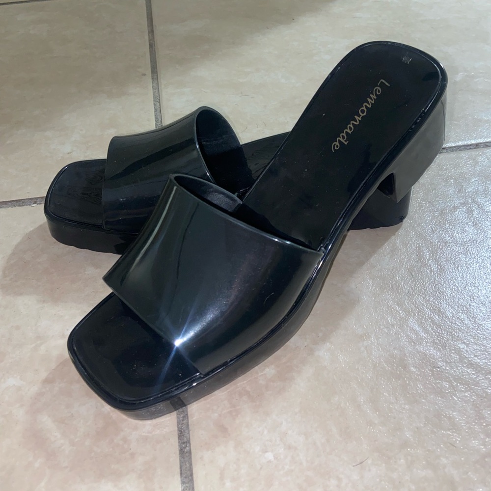 Brand new Francescas chunky kitten heel (with bite marks)